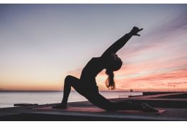 Clase Yoga al atardecer